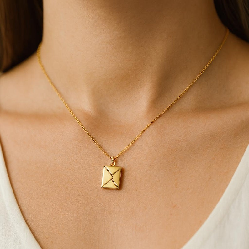 Collier enveloppe en acier inoxydable
